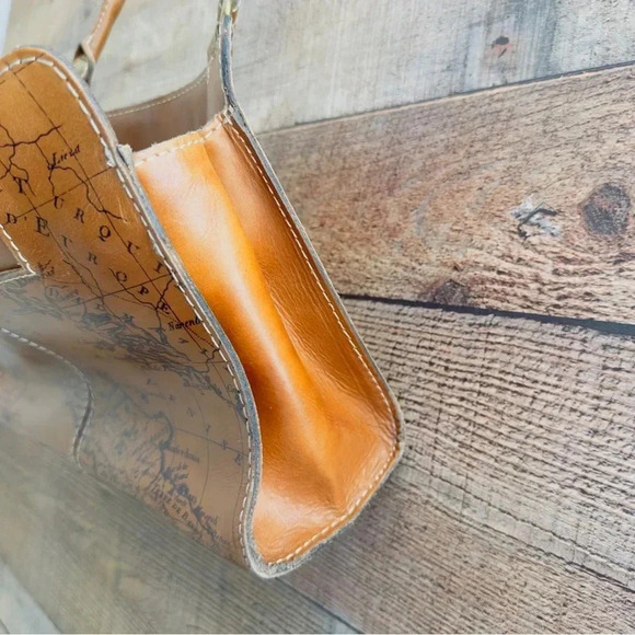 Patricia Nash Rienzo Signature Map Satchel - Picture 7 of 15